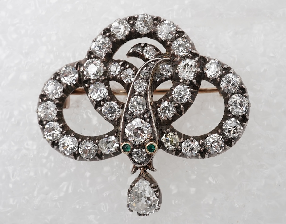 A Victorian diamond brooch, late 19th century